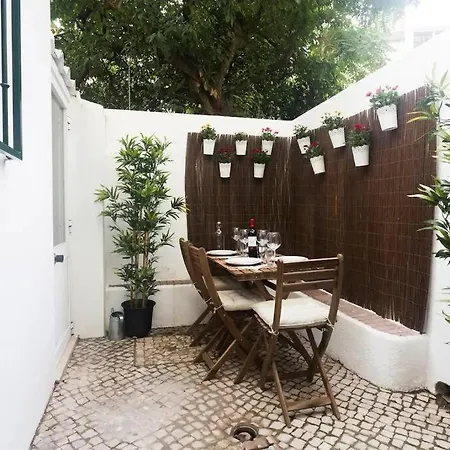 Olá Lisbon - Principe Real with Terrace II-3